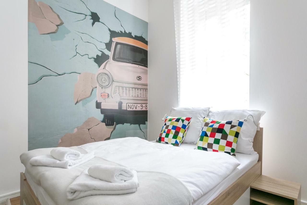 Studio Apartment For 3 柏林 外观 照片