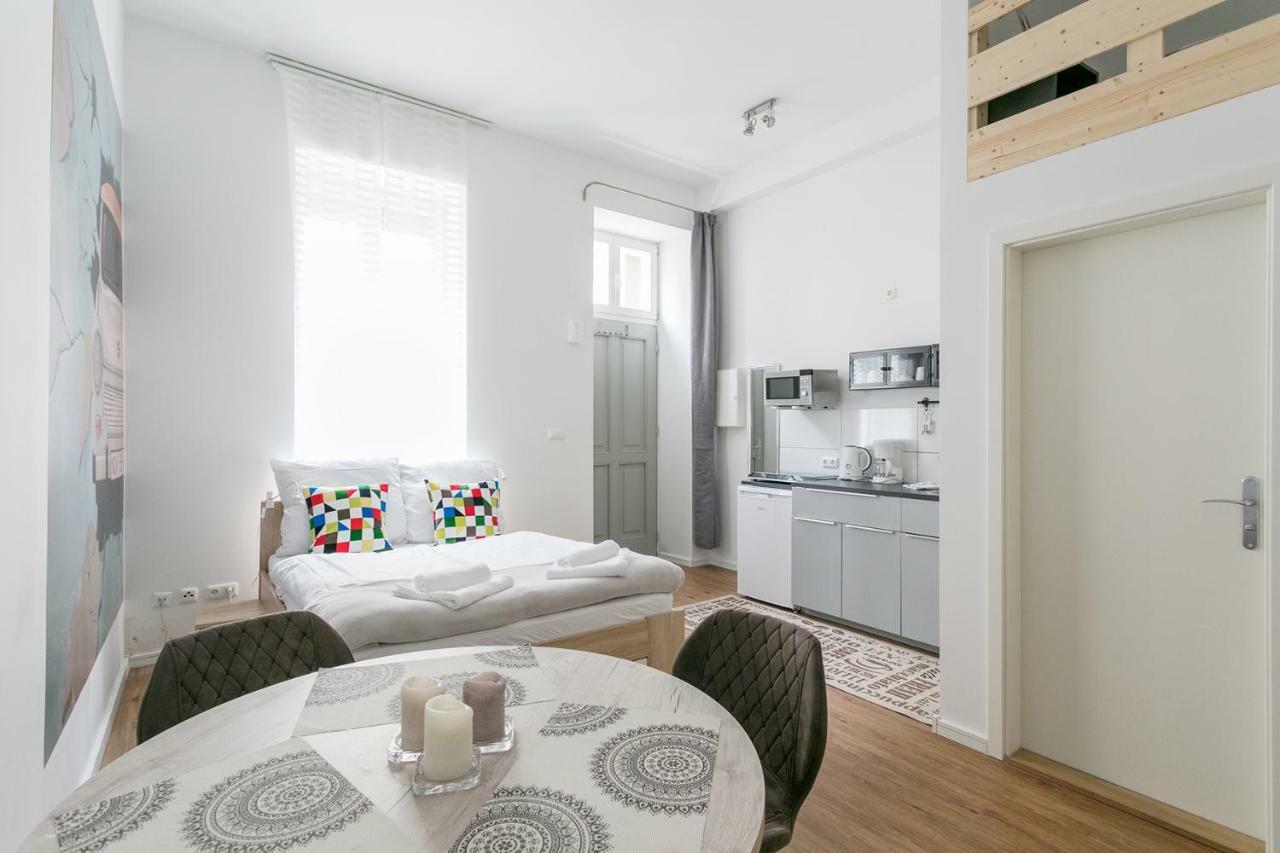 Studio Apartment For 3 柏林 外观 照片